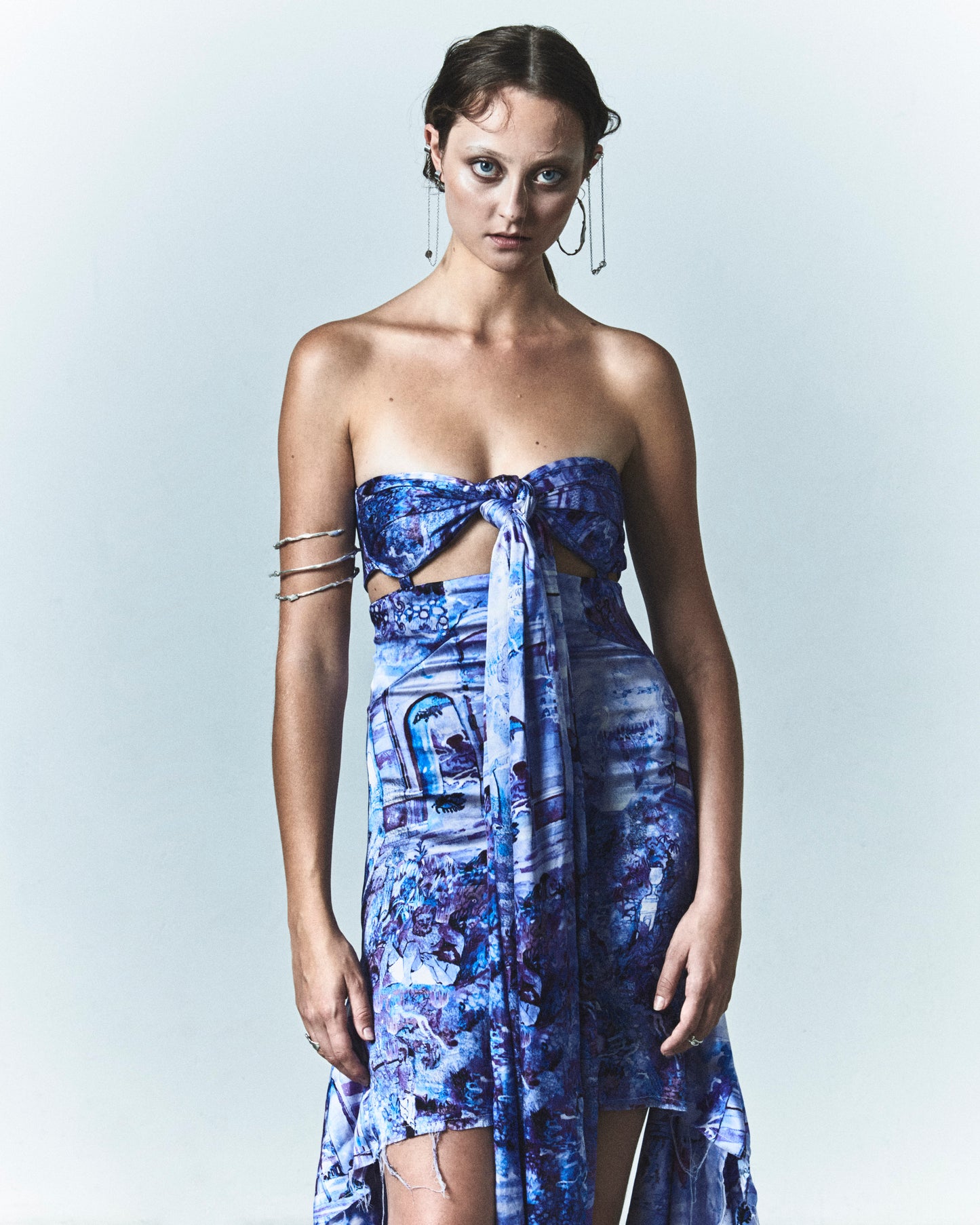 'Palazzo Te' sci-fi knot dress